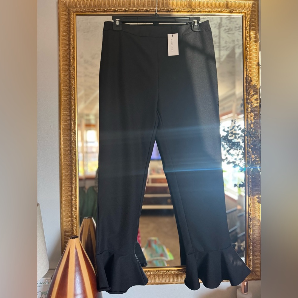 Sugarlips Black Cropped Ruffle Hem Pants